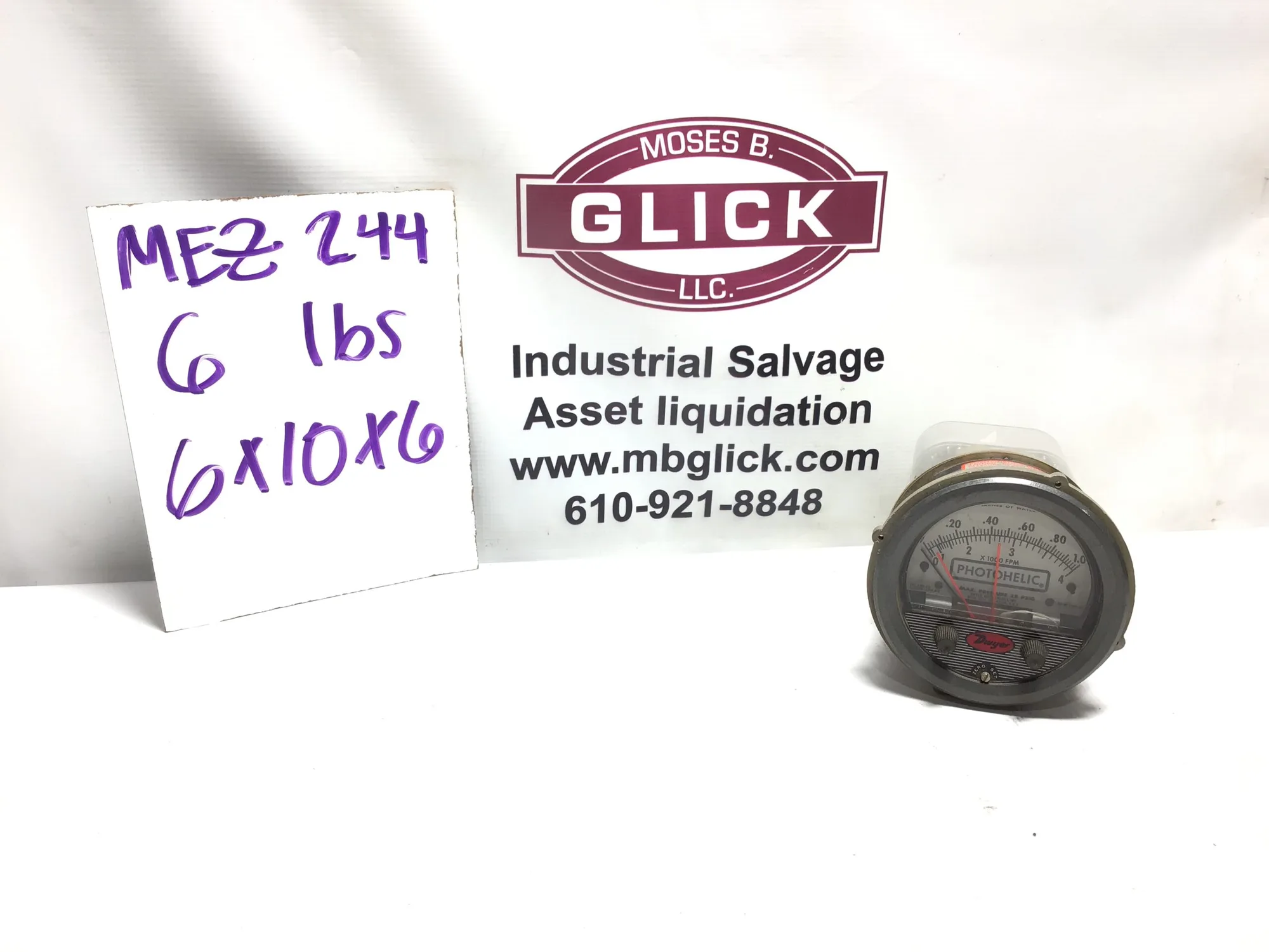 Dwyer 3001CAV Photohelic Gage/Switch 25 PSIG