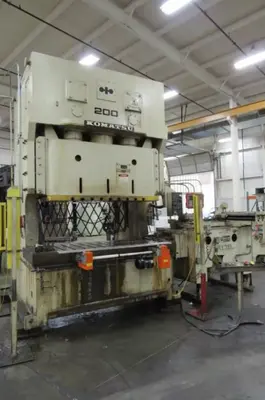 KOMATSU 220 TON 2 POINT GAP FRAME PRESS Gap Frame, Double Crank Presses | Timco, Inc. (2)