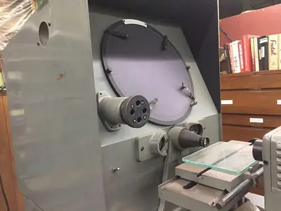 2921-530 Clausing 14″ Optical Comparator Model 4310