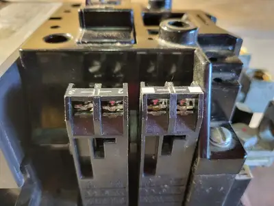 Used ALLEN-BRADLEY 500F-EOD930 Switchgears British Columbia CA | Lenmark #242466