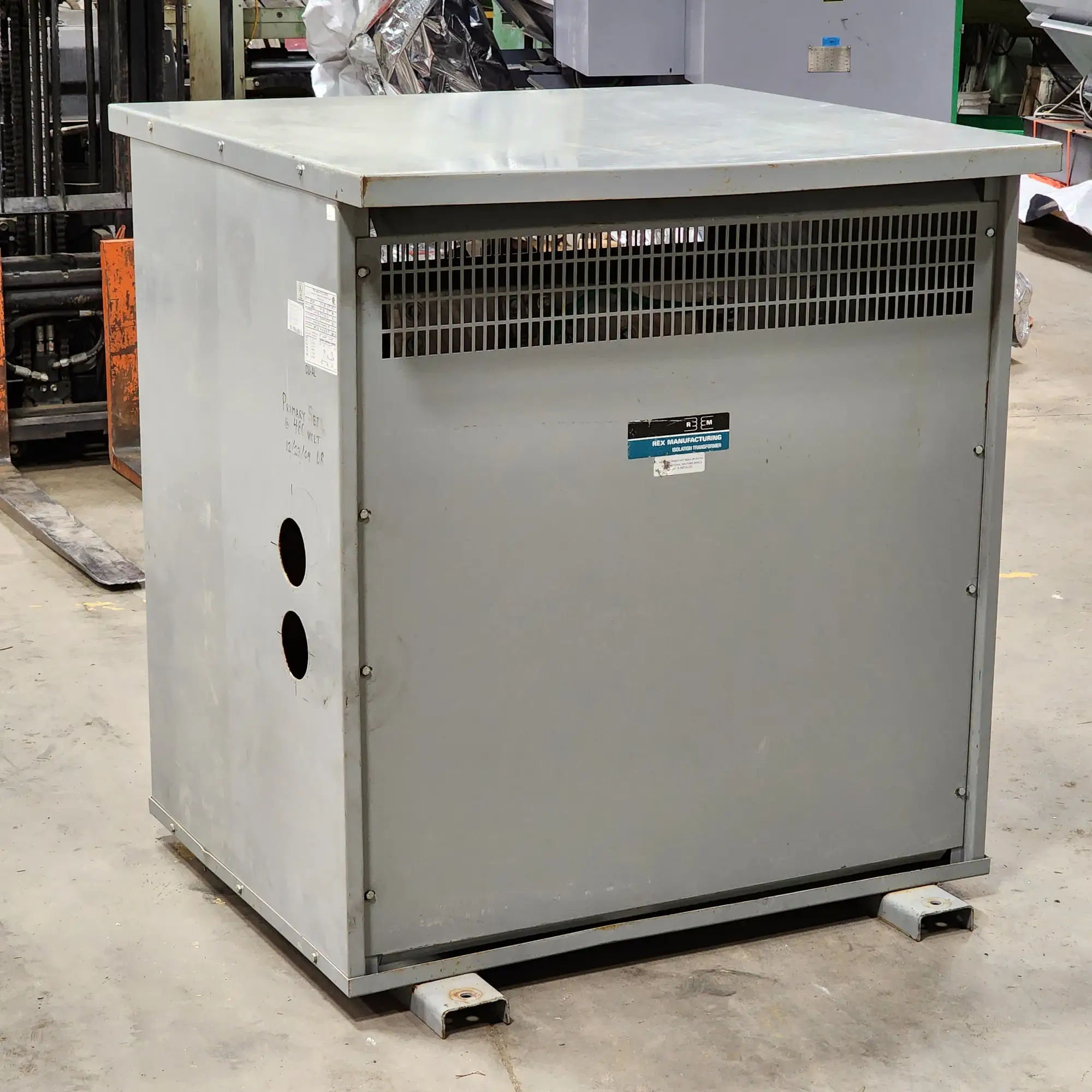225 KVA 480V/600D to 208Y/120V 3 Phase Isolation Multi-tap Transformer