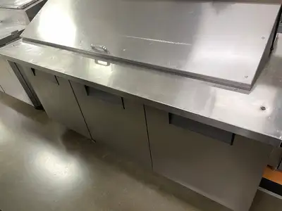 Used True Used True TSSU-72-30M 72" Commercial Refrigerated Sandwich/Salad Prep Table 115V Food Prep Tables Illinois US | Falcon Restaurant Supply #1376401