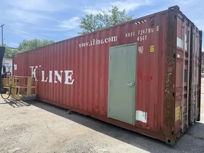 40' KAWASAKI SHIPPING CONTAINER, WITH POWER & INSULTED WITH HEAT: YOBRO #25220