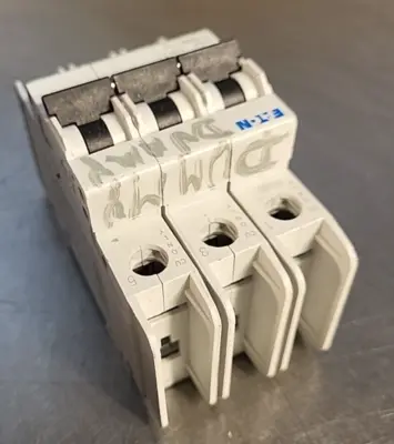 Eaton FAZ-D20/3-NA 20A 3-Pole Circuit Breaker .( BIN 3.5.1)