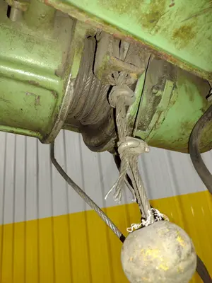 2000 LB 1 TON P&H MODEL ZIP LIFT CABLE HOIST: STOCK #18897