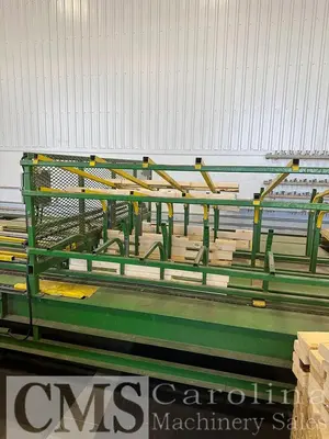 USED UNIVERSAL IN-LINE PALLET NAILER WITH STACKER