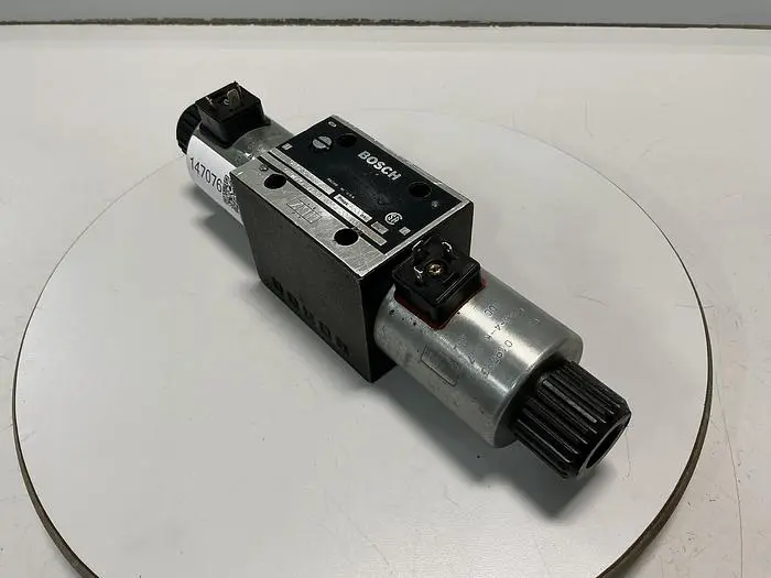 Used BOSCH 9810232441 Valves/Fittings Michigan US | Ideal Machinery #774999