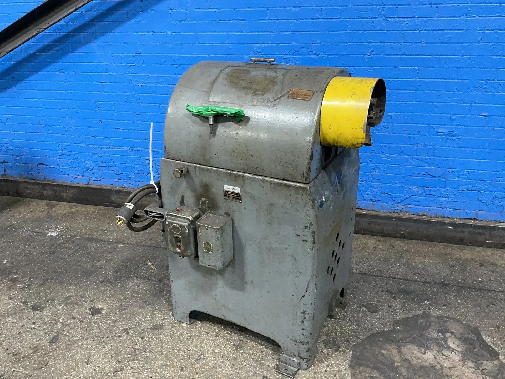 Used LEONARD PRECISION PRODUCTS 3CPHDF Tube End Finishing & Chamfering Machinery Ohio US | HGR 24 #1406063