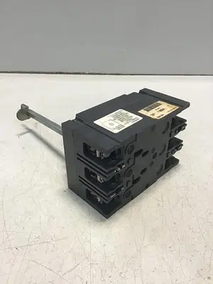 USED GE TED136100 / DISCONNECT