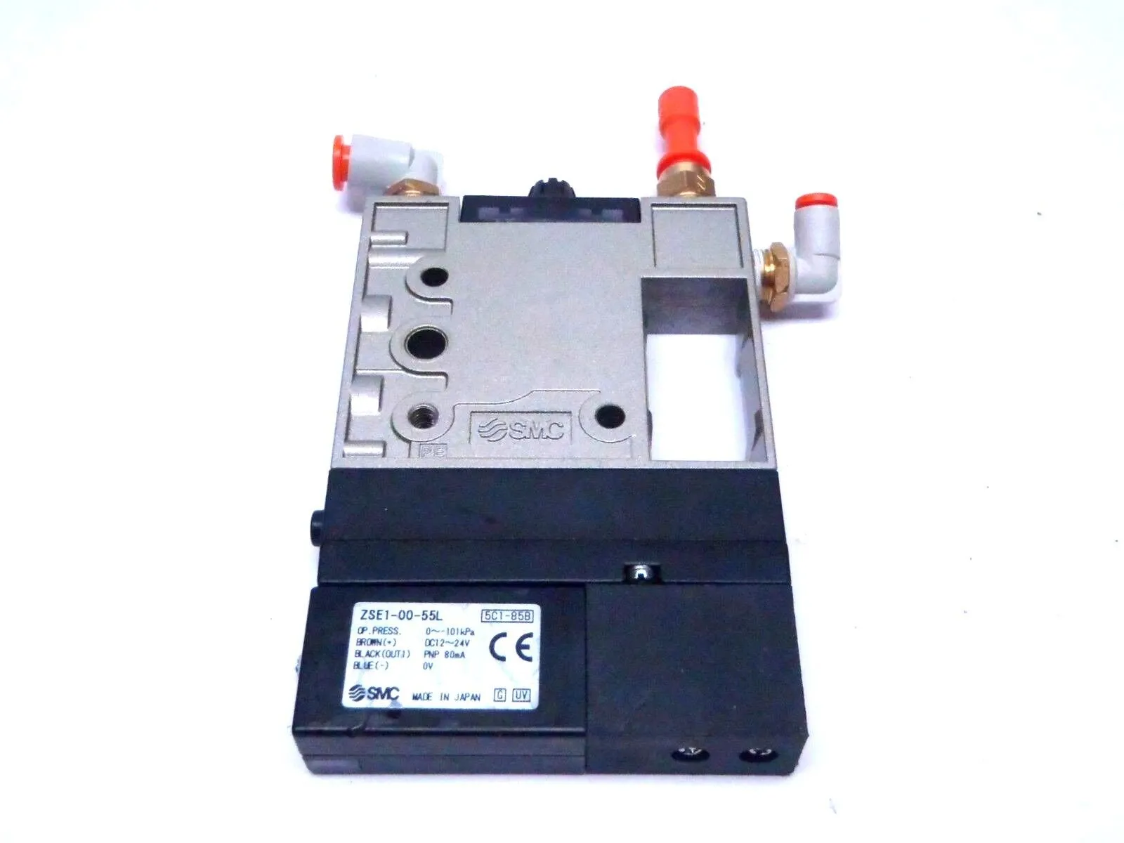 ZM131HT-K5L-E55L, | SMC ZM131HT-K5L-E55L ZSE1-00-55L Vacuum Ejector w/ Switch - For parts or not working