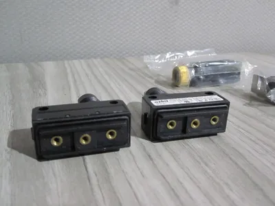 USED AZBIL EN60947-5-1