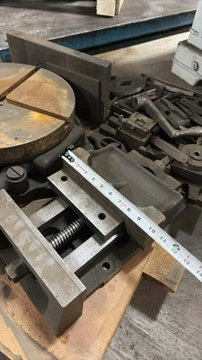 LOT OF Milling Machine Tooling Milling Attachments & Heads | Global Machine Brokers, LLC (7)