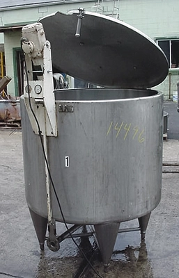 USED 300 GALLON OPEN TOP MIXING TANK 300 GALLON TANK