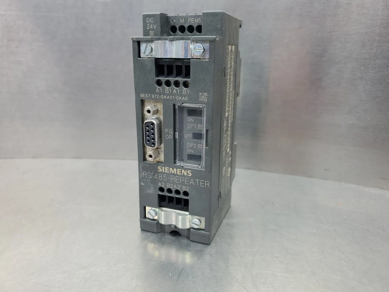 SIEMENS 6ES7 972-0AA01-0XA0 SIMATIC RS-485 REPEATER MODULE. 3D-27