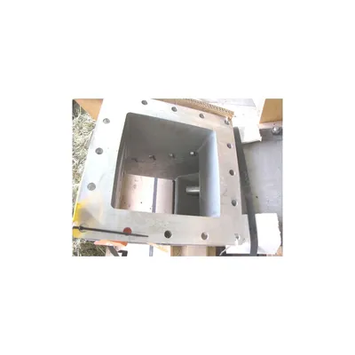 UNUSED F. L. SMIDTH 10" SQ. SLIDE GATE - CAST ALUMINUM