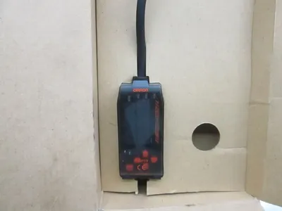 OMRON ZX-LDA11-N Electrical | Global Machine Brokers, LLC (2)