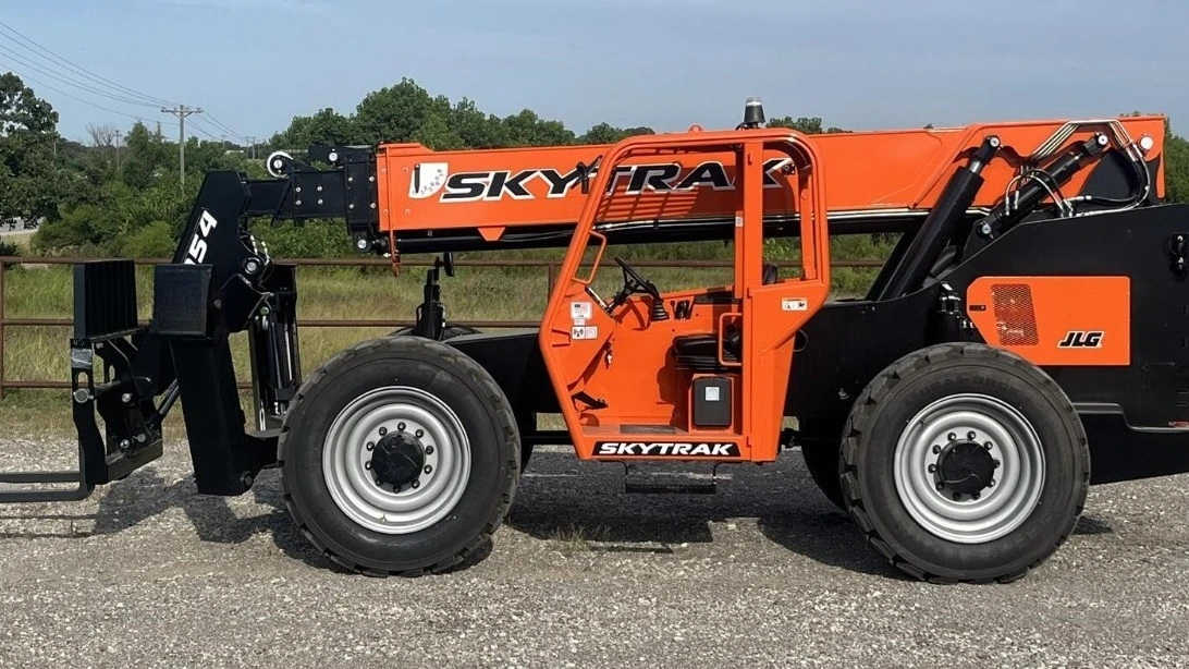 USED 2024 SkyTrak 10054