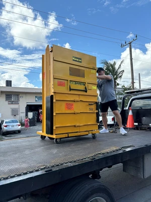 New | in-Stock 2026 ZUICK MACHINE 100# CLOTHING Misc Recycling Florida US | ESCOBAR TRADING, INC. #1329174