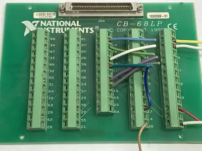 USED NATIONAL INSTRUMENTS TERMINAL BLOCK 68-PIN SCREW TO 68-PIN FEMALE SCSI