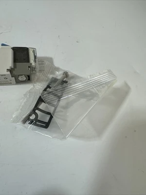 NEW SMC SY5440-5LOZ