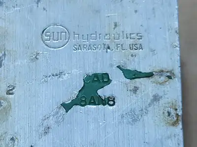 Used SUN HYDRAULICS CAD 8AN8 Parts (Hydraulics and Pneumatics) British Columbia CA | Lenmark #1440871