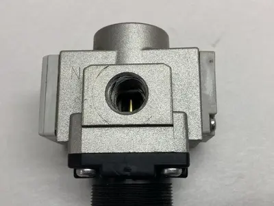Used SMC AR20-N02EH-Z Air Pressure Regulators Ohio US | Surplus Asset Holdings #1763202