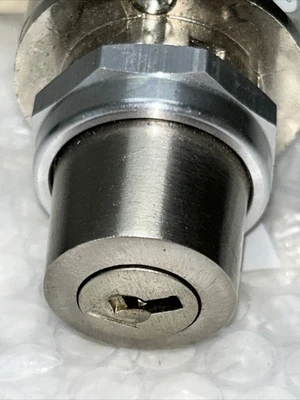 USED Allen-Bradley 800T-H31
