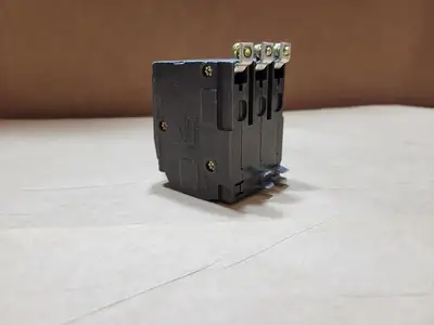 USED SQUARE D QOB360