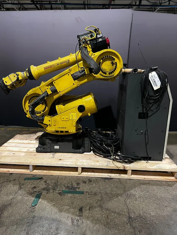 Used 2010 FANUC R-2000IB/165F + R-30IA Robots Michigan US | iGAM Industrial Marketplace #1420637