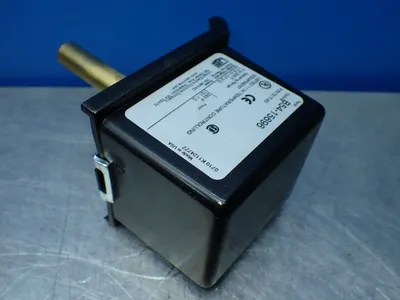 New | in-Stock UNITED ELECTRIC M721T63 Temperature Controls Ohio US | HGR 24 #755373