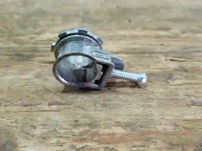 3/8" Die Cast Connector L-16