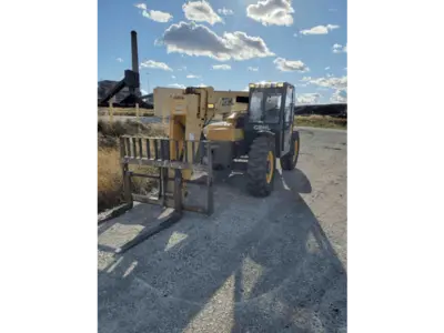 USED 2015 GEHL RS8-42