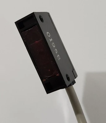 NEW Omron E3S-LS3C1D