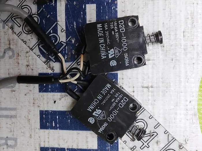 Used OMRON D2D-1000 D2D1000 Relays & Switches Florida US | SMT Resource #487210