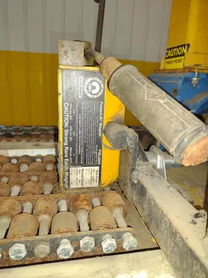 USED GREEN VALLEY \/ TITAN 2332