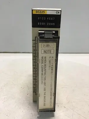 USED OMRON C200H-OC225