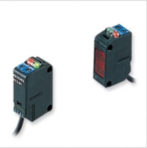 Keyence PZ2-51P Photoelectric Sensor, Square Transmissive, Cable Type, PNP [New]