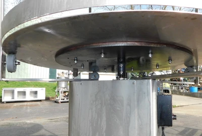 USED 48" ACCUMULATOR TABLE 48 INCH TABLE