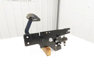 Hyster E80XN Forklift Brake Pedal & Master Cylinder & Bracket Assembly