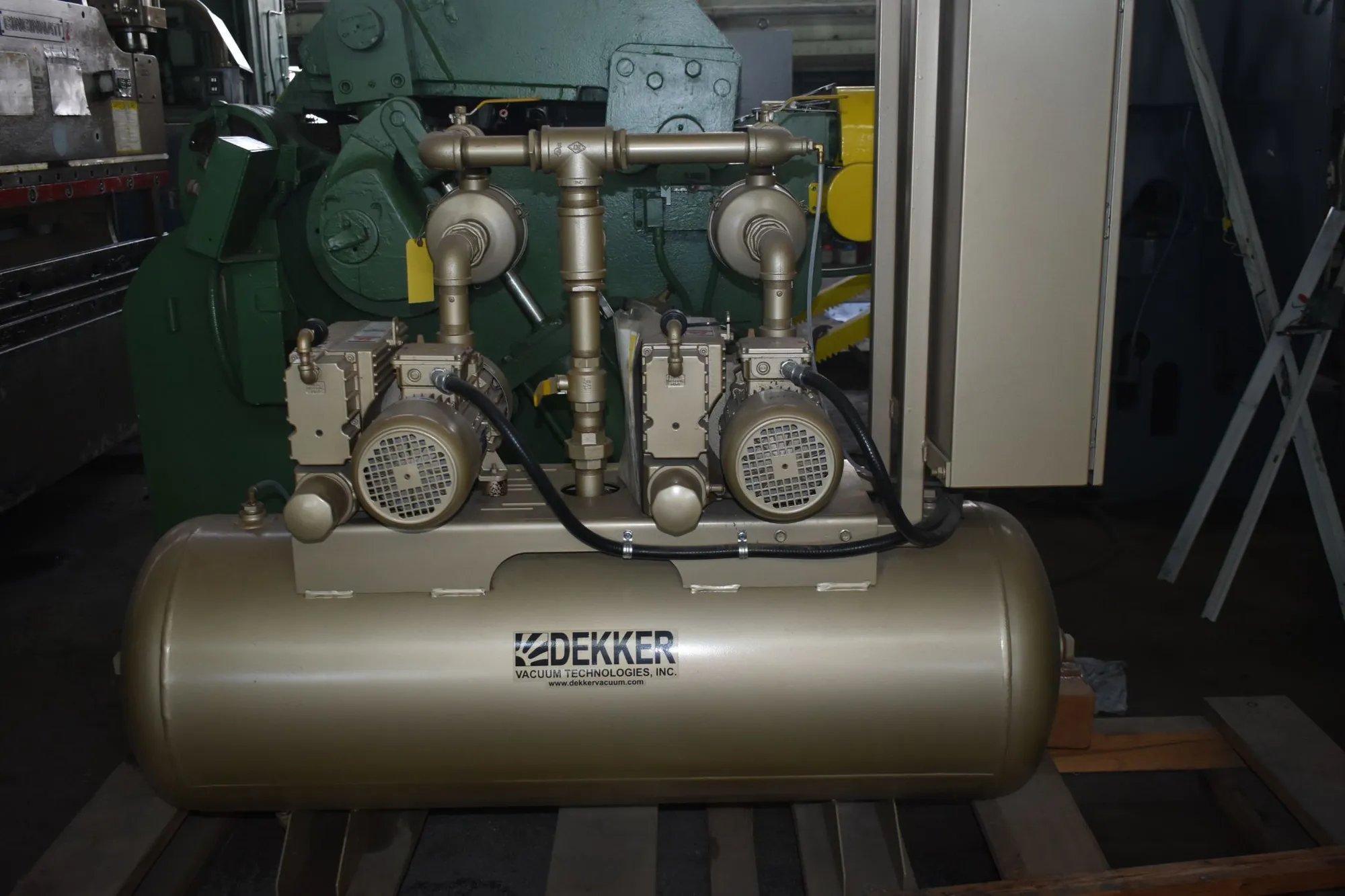 RML051T2-40-CS DEKKER "DURAVANE" DUAL-PUMP ROTARY VANE VACUUM PUMP SYSTEM w/MEDICAL CONTROL PANEL & VISION 120 PLC CONTROL
