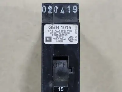 Used CUTLER-HAMMER GBH1015 Switchgears British Columbia CA | Lenmark #242258