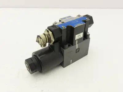 Tokyo Tokimec DG4V-3-2A-M-P7-H-7-56 Directional Control Solenoid Valve 24VDC