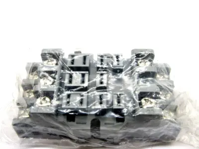 NEW 4 COUNT DAYTON 5X853E 11 PIN SCREW TERMINAL