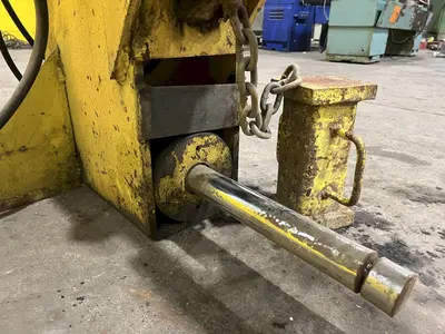 144" WIDE HYDRAULIC CLAMPING FIT-UP TACKING PRESS, FOR WELDING I-BEAMS: STOCK #19478