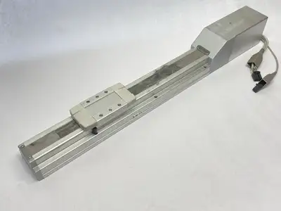 USED SMC SMC LEFS32A-300B-S5CP17