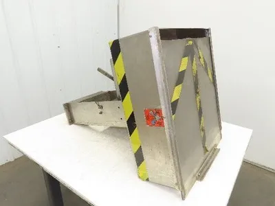 Haumiller Pneumatic Vibratory Parts Feeder Bin 24x24" Stainless Hopper