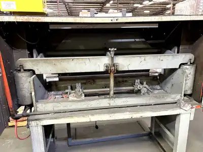 PNEUMATIC PRESS BRAKE
