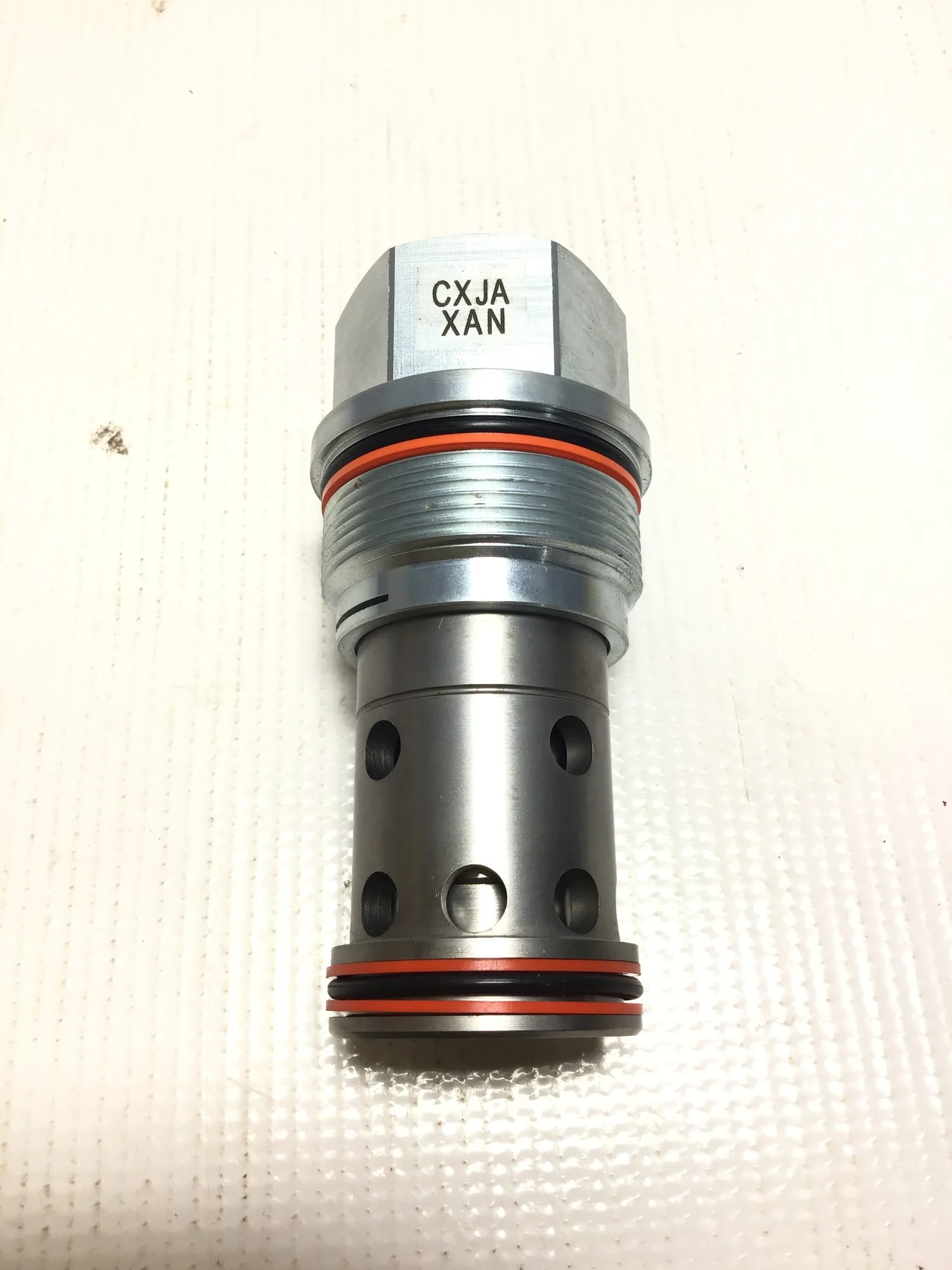 USED SUN HYDRAULICS 📦 MODEL: CXJAXAN – PRECISION-ENGINEERED FOR CONSISTENT FUNCTIONALITY AND DEPENDABLE OPERATION.