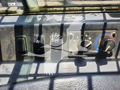 USED 2014 DEERE 650K LGP