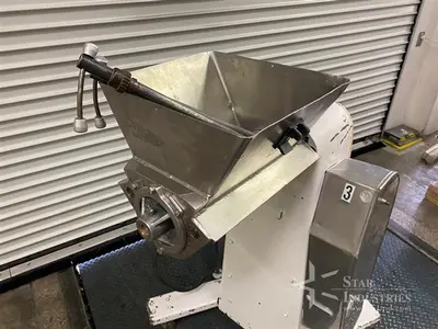 Used _UNKNOWN_ _UNKNOWN_ Oscillating Pharmaceutical Granulators California US | Star Industries #1254864